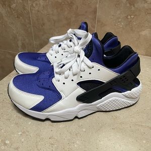 Air huarache ‘persian violet’ US size 8